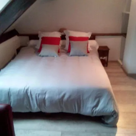 La Petite Voyageuse *