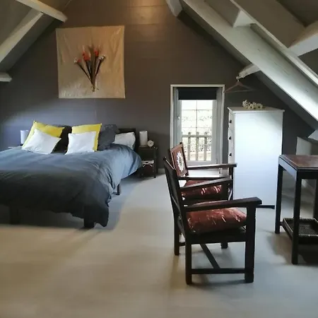 La Petite Voyageuse B&B Chailloue